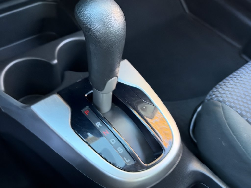 Used 2019 Honda Fit LX image 25