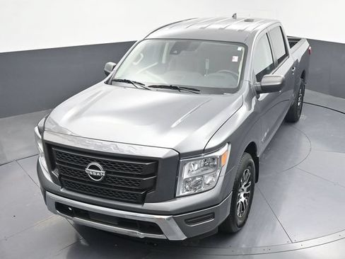 Used 2024 Nissan Titan SV w/ Accessory Utility Package RWD image 36