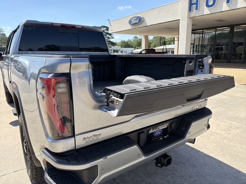 Used 2025 GMC Sierra 2500 AT4 w/ AT4 Premium Plus Package AWD/4WD image 28