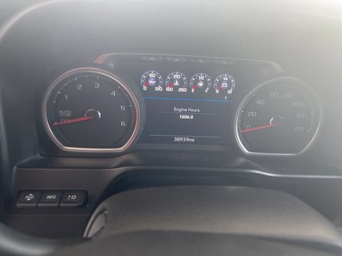 Used 2021 Chevrolet Silverado 1500 High Country w/ Technology Package RWD image 14