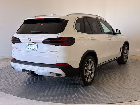 New 2026 BMW X5 xDrive40i w/ Premium Package AWD/4WD image 9