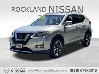 Certified 2020 Nissan Rogue SV w/ Sun & Sound Touring Package image 1