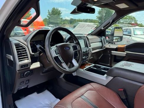 Used 2018 Ford F250 King Ranch w/ King Ranch Ultimate Package AWD/4WD image 9