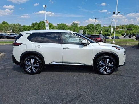 Used 2023 Nissan Rogue SL w/ SL Premium Package AWD/4WD image 9