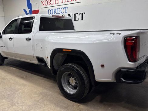 Used 2025 Chevrolet Silverado 3500 W/T image 10