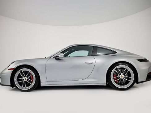 Used 2025 Porsche 911 Carrera S image 2
