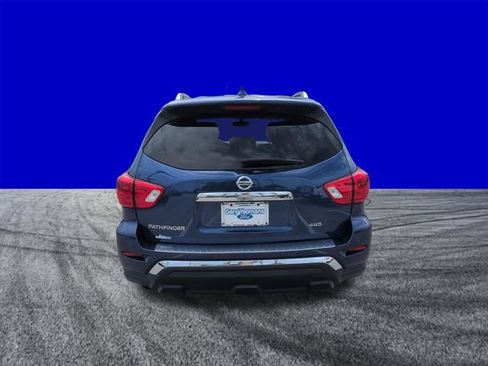 Used 2020 Nissan Pathfinder S AWD/4WD image 5