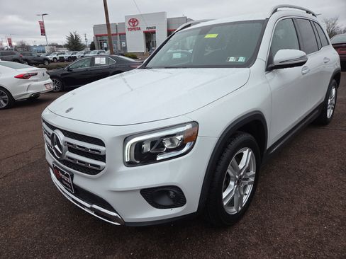 Used 2020 Mercedes-Benz GLB 250 4MATIC image 7
