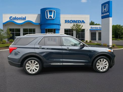 Used 2022 Ford Explorer Limited w/ Limited Technology Package image 8