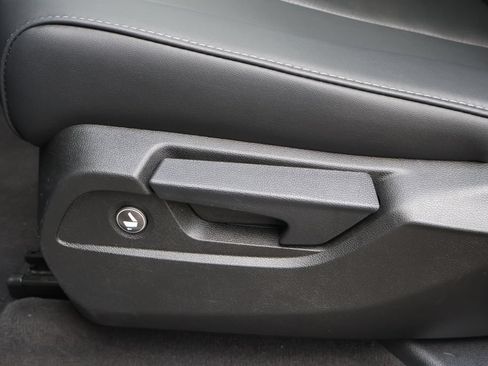 Used 2025 Acura MDX FWD w/ Technology Package image 57