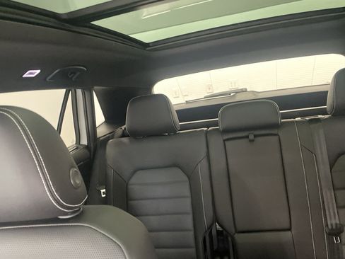 New 2026 Volkswagen Atlas Cross Sport SEL R-Line image 29