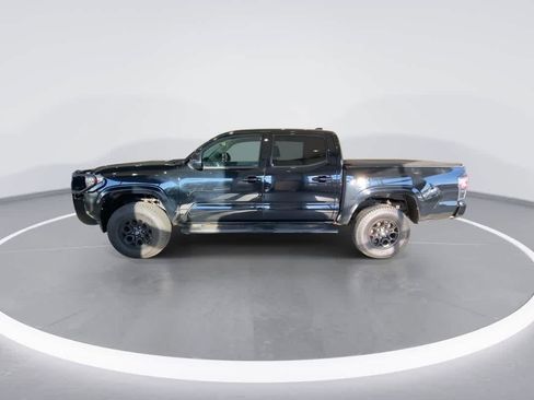 Certified 2021 Toyota Tacoma SR AWD/4WD image 5