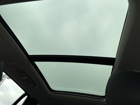 Certified 2024 Volvo XC90 B6 Plus w/ Protection Package Premier image 28