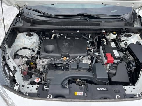 Used 2023 Toyota RAV4 XLE AWD/4WD image 40