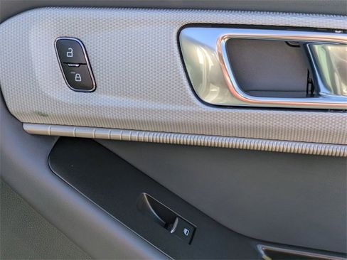 New 2026 Ford Explorer Active w/ Active Comfort Package image 37