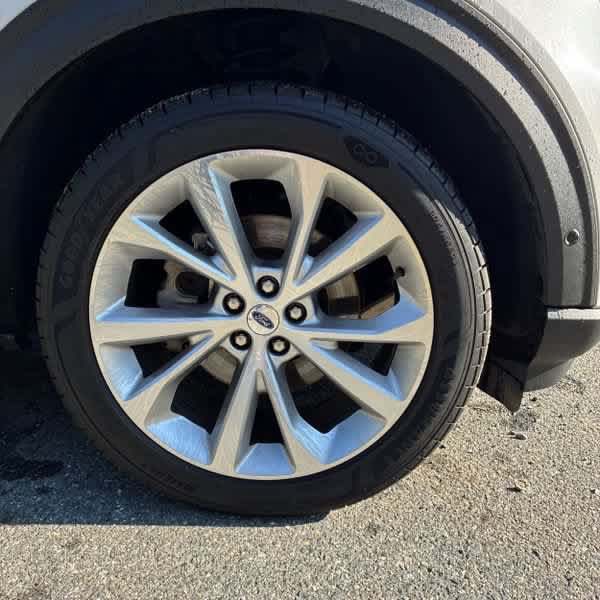 Used 2021 Ford Explorer Platinum w/ Equipment Group 601A AWD/4WD image 27