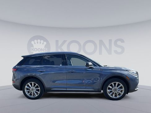 Used 2022 Lincoln Corsair AWD w/ Premium Package image 17