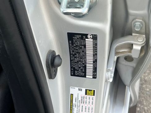 Certified 2025 Toyota Corolla SE image 32