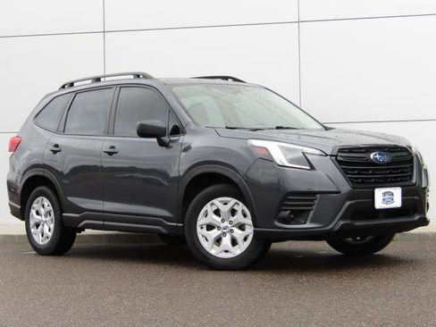 Used 2022 Subaru Forester image 1