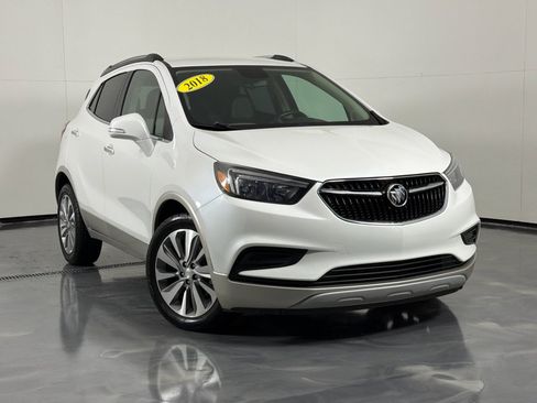Used 2018 Buick Encore Preferred FWD image 2