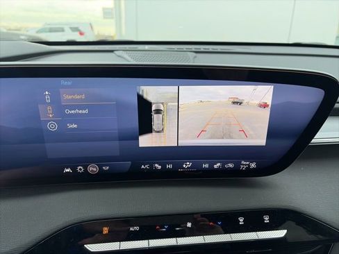 Used 2025 Buick Enclave Sport Touring image 11