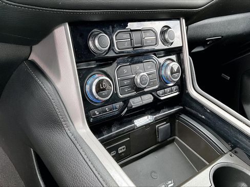 Certified 2024 GMC Yukon Denali RWD image 25
