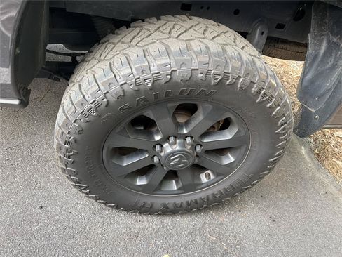 Used 2022 RAM 2500 Big Horn w/ Level C Equiment Group AWD/4WD image 11