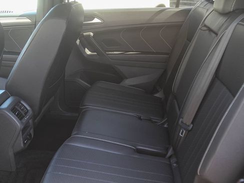 Used 2024 Volkswagen Tiguan SE R-Line FWD image 14