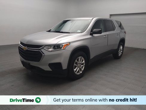 Used 2019 Chevrolet Traverse LS FWD image 1