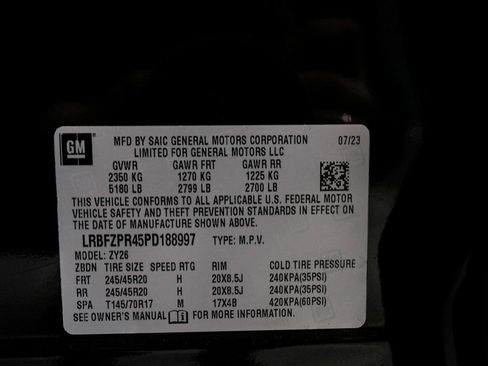 Used 2023 Buick Envision Essence w/ Sport Touring Package image 15