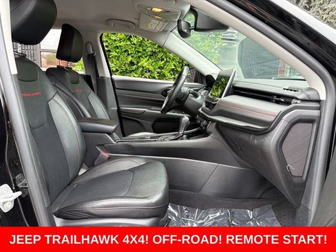 Used 2022 Jeep Compass Trailhawk w/ Trailhawk Convenience Group AWD/4WD image 34
