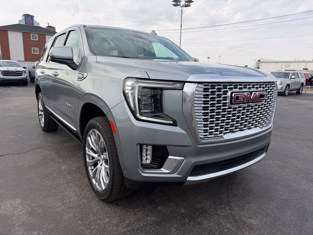 Used 2024 GMC Yukon Denali w/ Denali Reserve Package AWD/4WD image 5