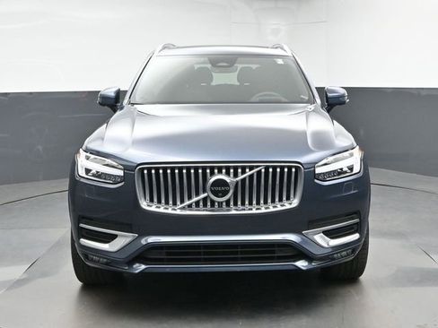 Used 2023 Volvo XC90 B6 Ultimate w/ Protection Package AWD/4WD image 3
