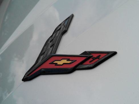 Used 2026 Chevrolet Corvette Stingray Premium Cpe w/ Z51 Performance Package RWD image 31