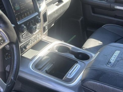 Used 2017 RAM 1500 Limited image 3