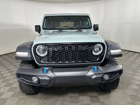 Used 2024 Jeep Wrangler Unlimited image 8