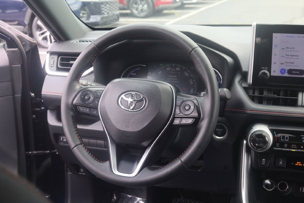 Used 2024 Toyota RAV4 SE AWD/4WD image 23