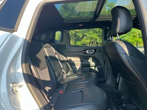 Used 2023 Jeep Compass Latitude w/ Sun and Sound Group AWD/4WD image 14