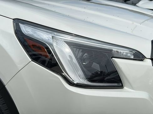 Certified 2023 Subaru Forester Touring AWD/4WD image 9