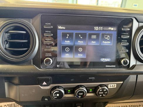 Used 2020 Toyota Tacoma SR RWD image 14
