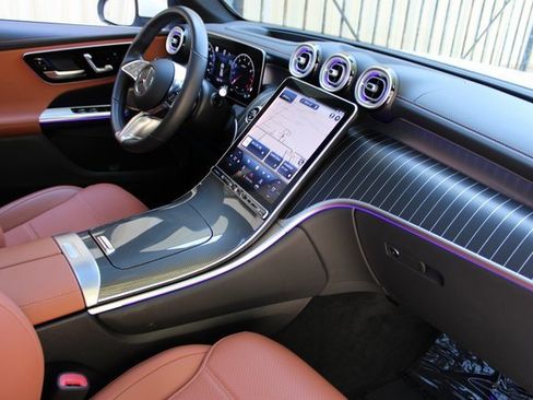 Used 2023 Mercedes-Benz GLC 300 4MATIC w/ Pinnacle Trim Package image 13