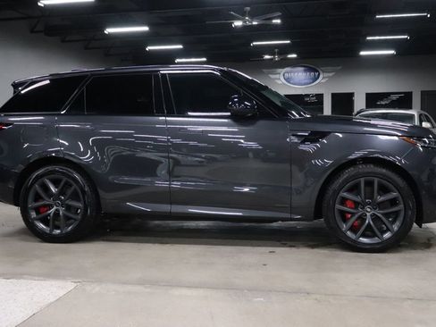 Used 2024 Land Rover Range Rover Sport Autobiography image 6