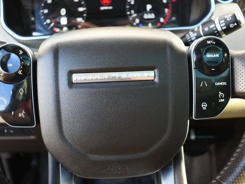 Used 2020 Land Rover Range Rover Sport SE image 31