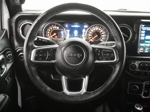 Certified 2019 Jeep Wrangler Unlimited Sahara image 18