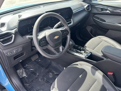 Used 2025 Chevrolet TrailBlazer LT image 21
