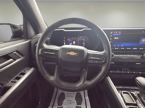 Used 2023 Chevrolet Colorado W/T w/ Safety Package image 11