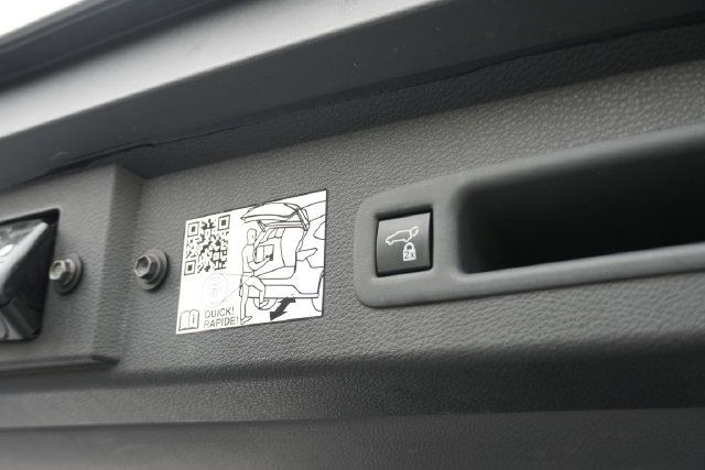 Used 2024 Toyota Sienna XLE FWD image 13