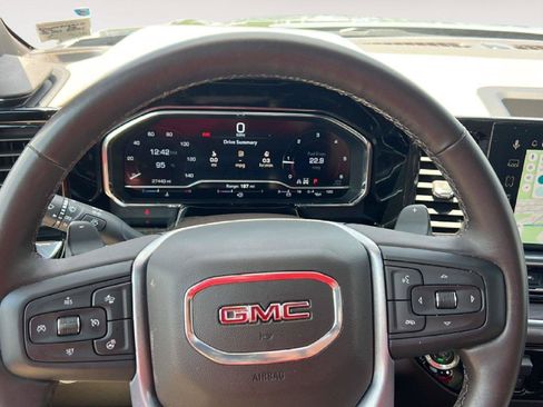 Used 2023 GMC Sierra 1500 SLT w/ SLT Premium Plus Package AWD/4WD image 11