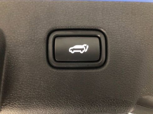 New 2026 Kia Sportage EX w/ EX Panorama Roof Package FWD image 8