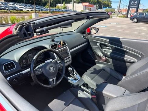 Used 2013 Volkswagen Eos Komfort FWD image 4